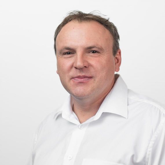 Petr Hubínek